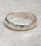 Hammered sterling silver ring - Image 2