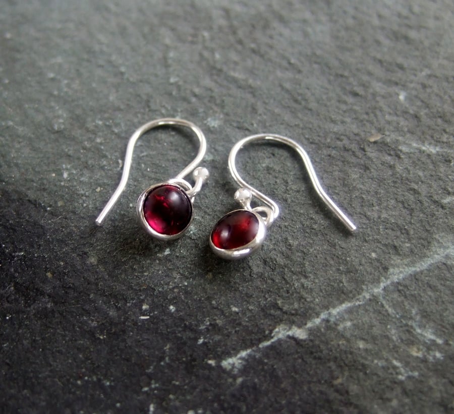 DANGLE Sterling Silver Garnet droplet earrings, Handmade Urban Jewellery