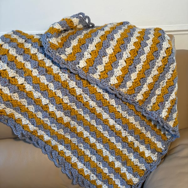 Luxury wool mix blanket