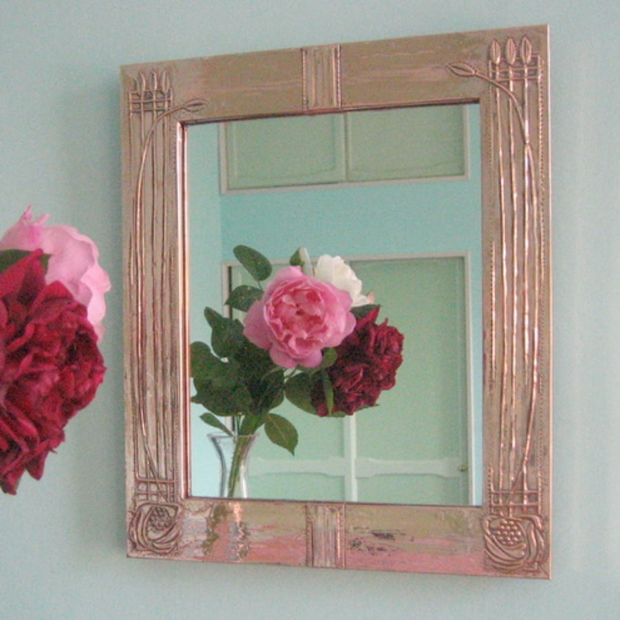 Copper Mirror, Mackintosh style