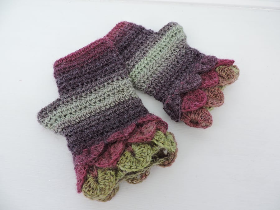 50% off Sale Fingerless Mitts Dragon Scale Cuffs  Blackcurrant Sage Plum Olive