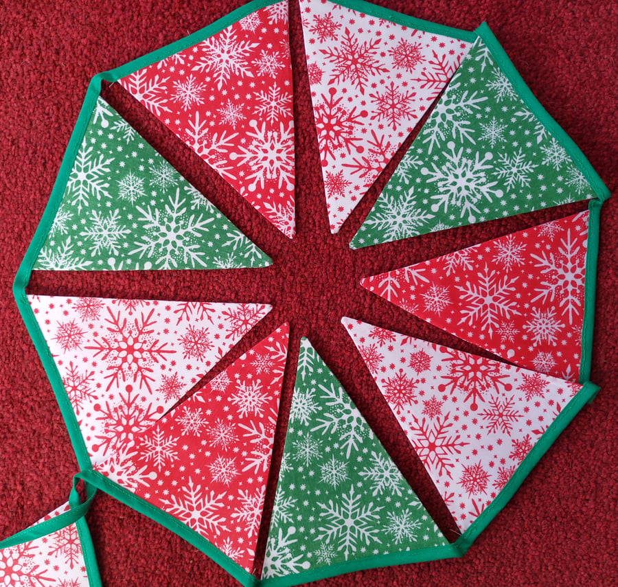 Christmas Bunting Three Colour Snowflakes Design 12 Flags - Hand Crafted