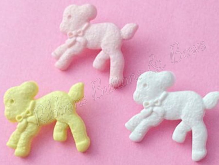 Baby Lamb buttons 20mm x 10