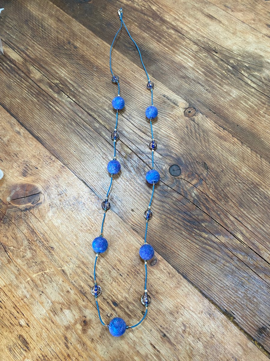 Felt Necklace. (743)