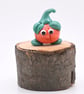 small glass pumpkin figure - Image 2