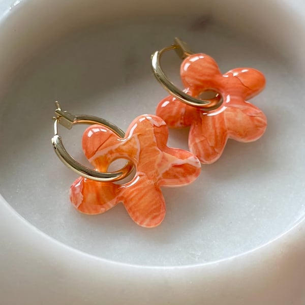 Flower hoops – orange, statement earrings made from polymer clay and resin