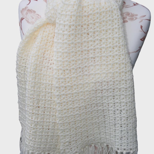  Pretty Cream Shade Crocheted Scarf 