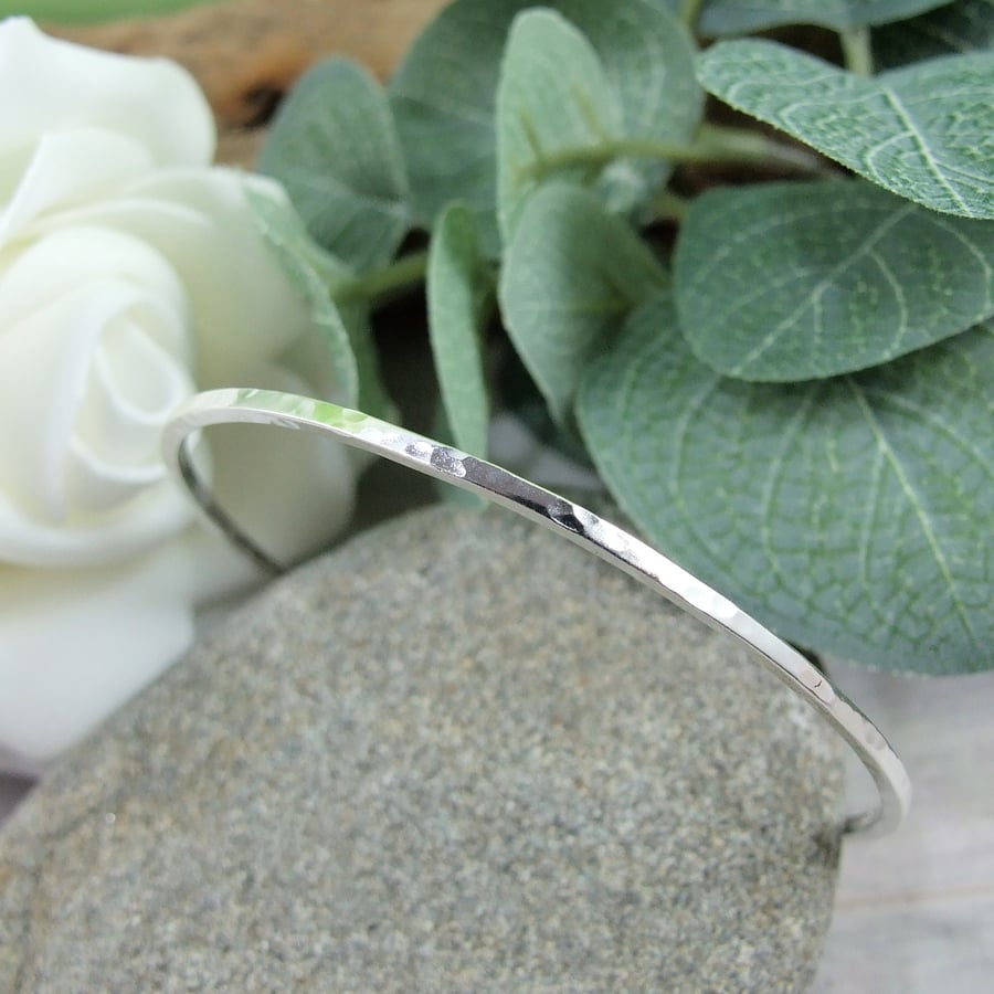 Sterling Silver Oval Bangle. Hammered Finish