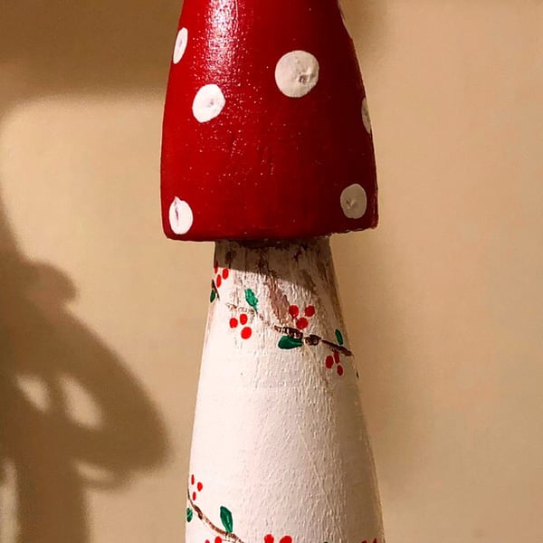 Decorated fairy toadstool light pull