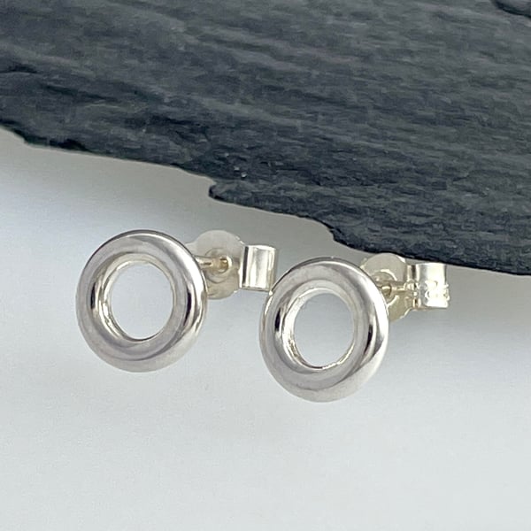 Chunky Sterling Silver Circle Ear Stud Earrings 7mm - Plain-Smooth - Handmade