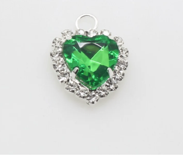 (P040S green) 10 pcs, 10mm Crystal Pendants