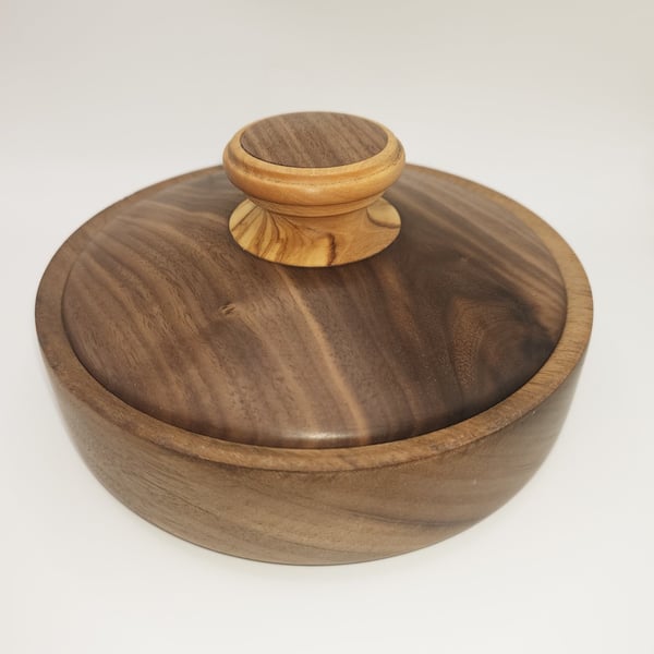 Walnut lidded pot