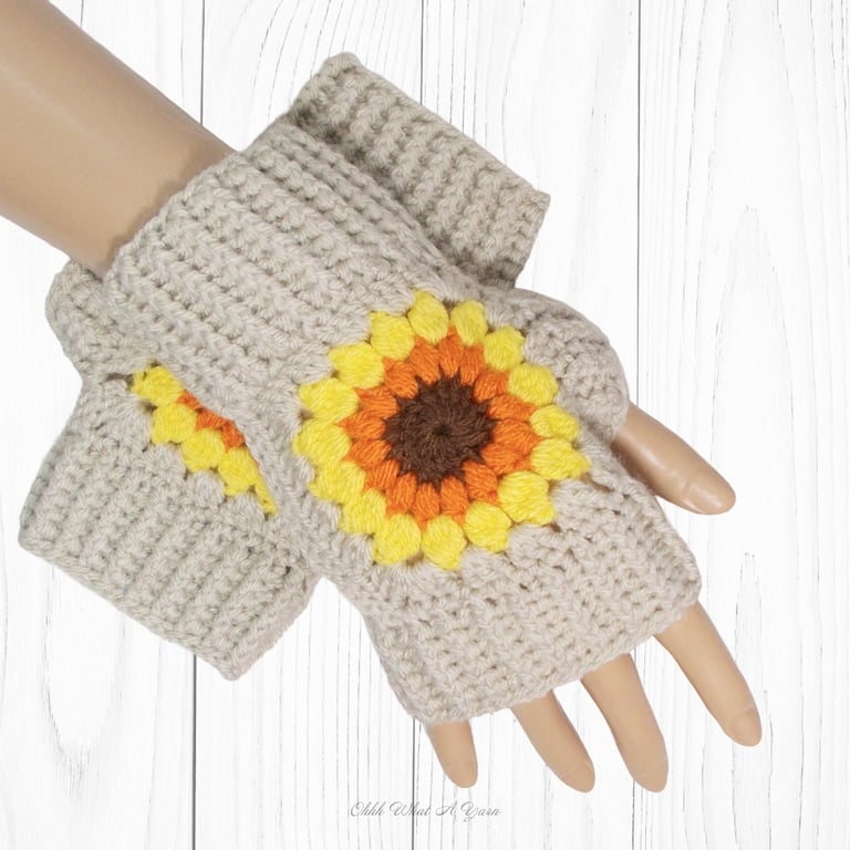 Crochet gloves. Beige sunflower granny square gloves, fingerless gloves.  