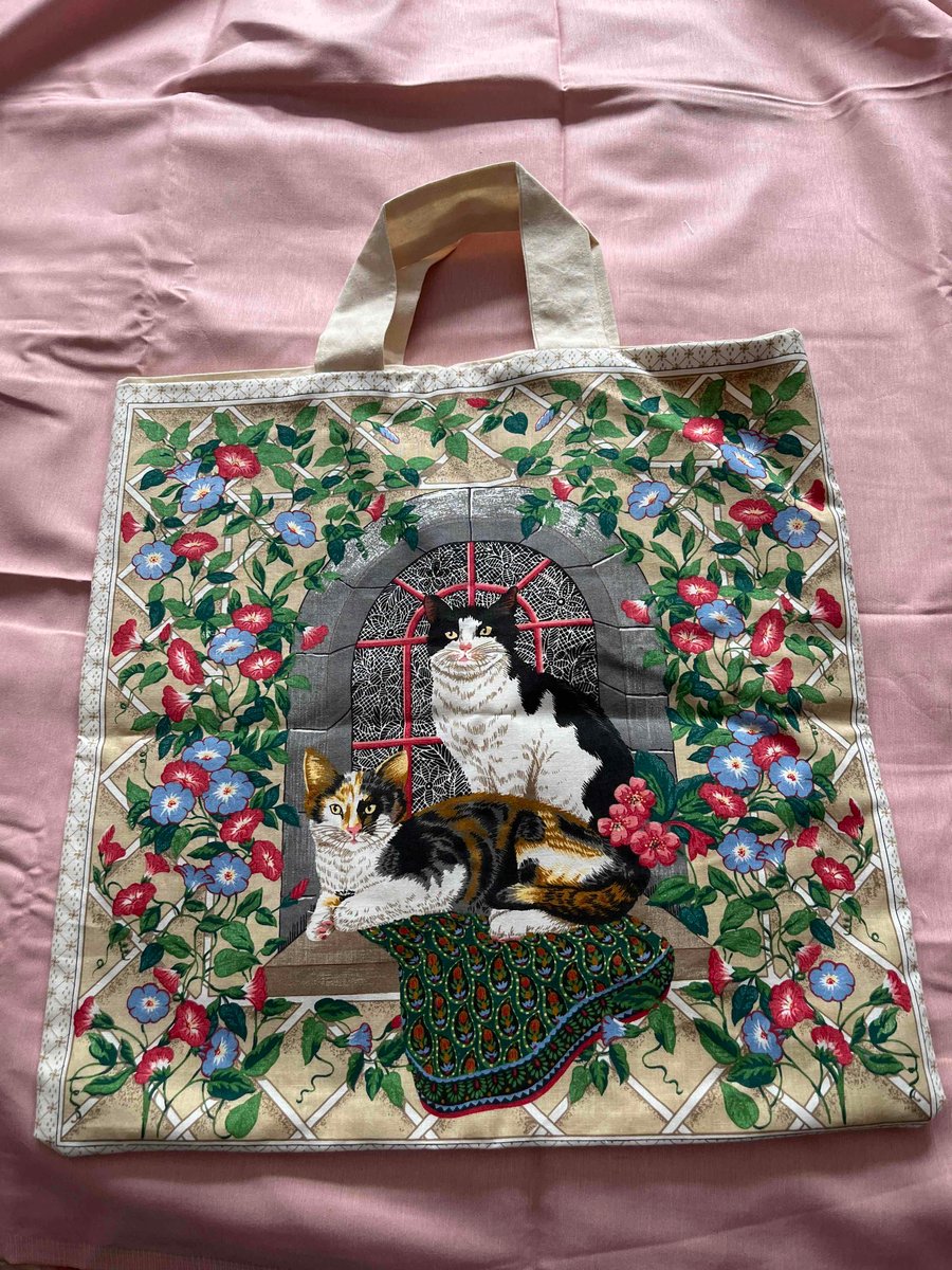 Cat tote bag