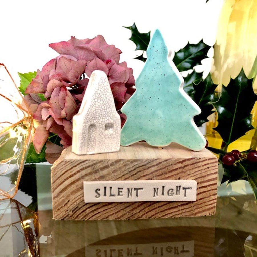 Ceramic woodland scene - Silent night