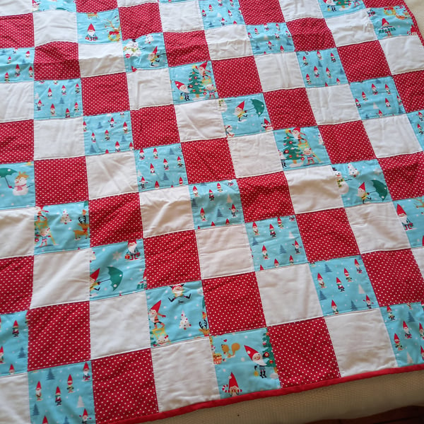 Xmas patchwork quilt