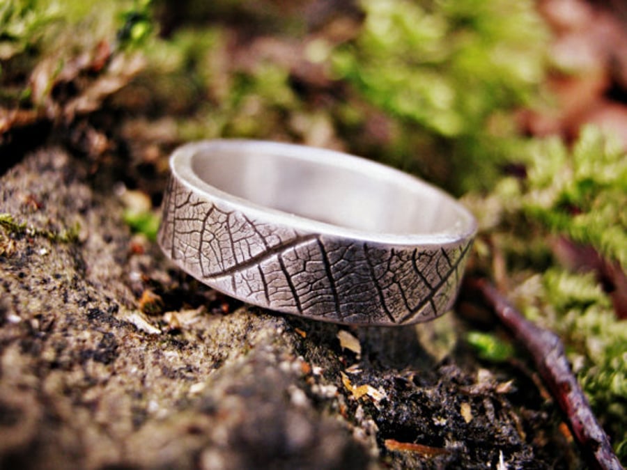 Autumn - Leaf Ring (Sterling Silver - for nature-lovers!)