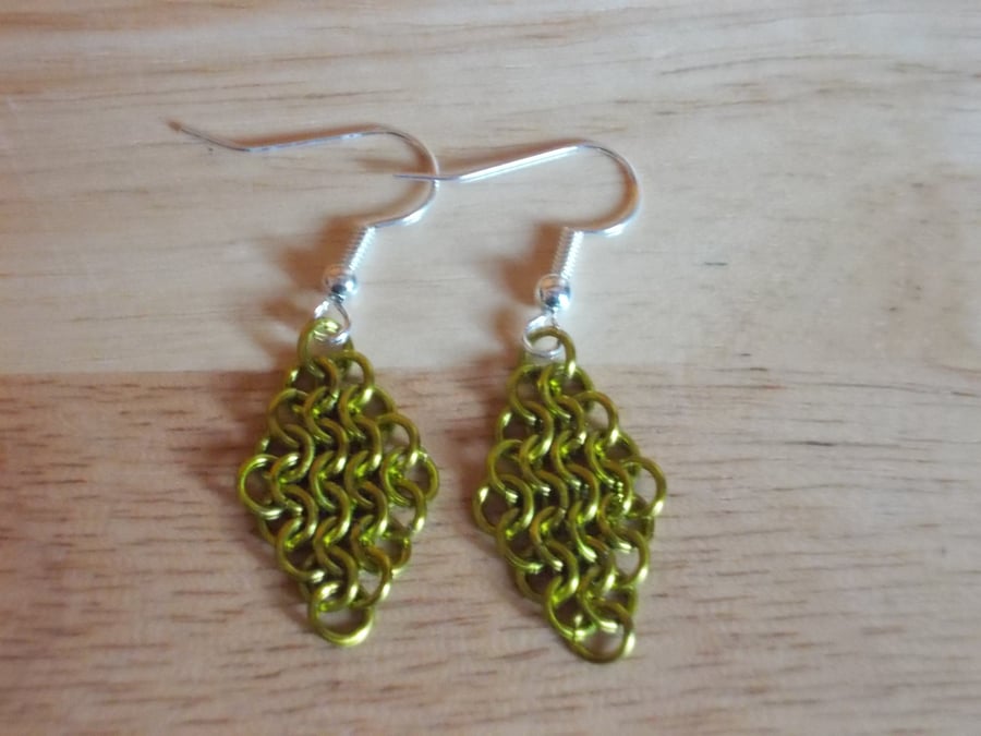 Olive chainmaille diamond earrings