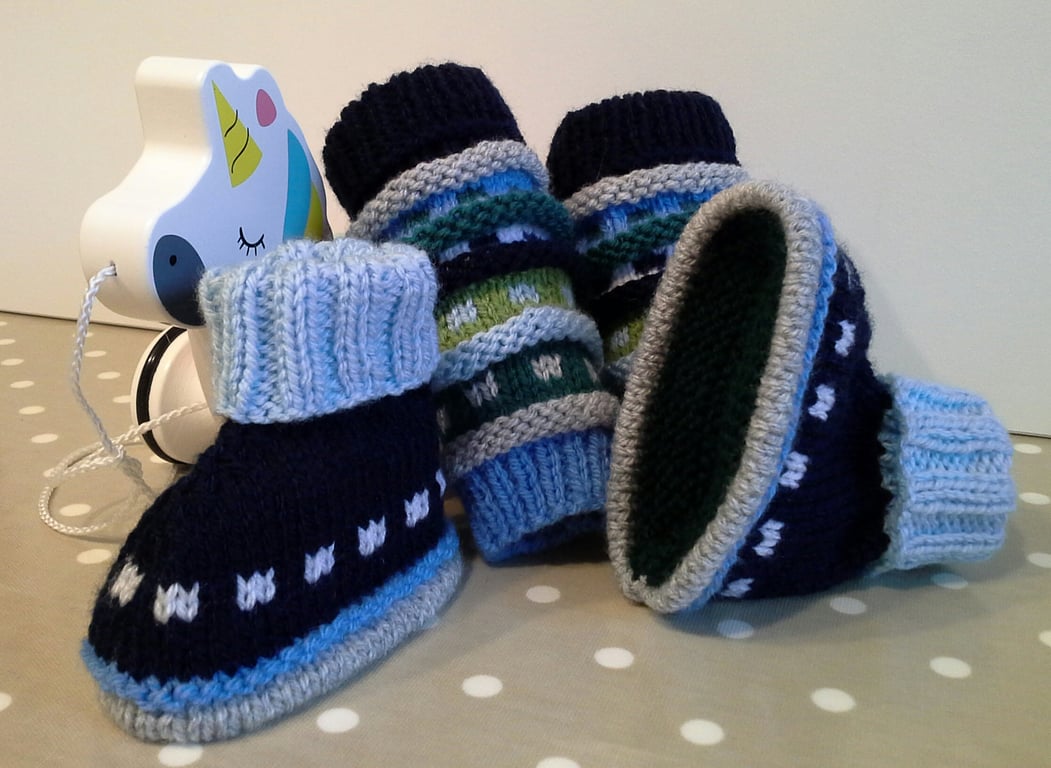 Baby Booties and Leg Warmer Set 6-12 months size 