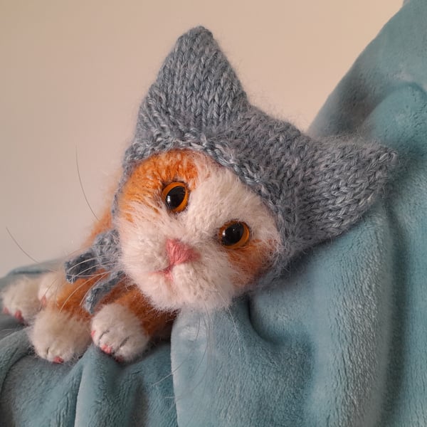 Knitted Kitten Dotpebblesknits Design