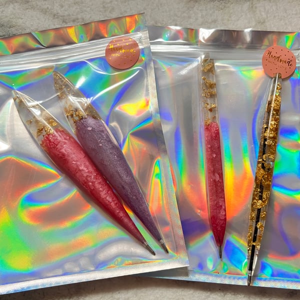 Lovely Resin Pen, personalisable to your choice of colour and shape