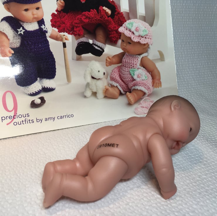 Little bitty dolls shop