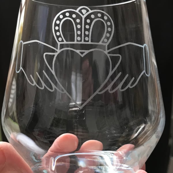 Hand Etched Glass, Claddagh Ring