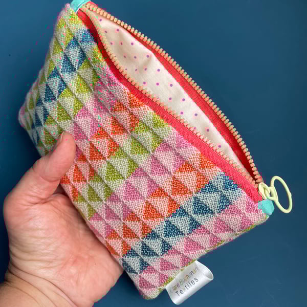 Handwoven Pouch Design 14