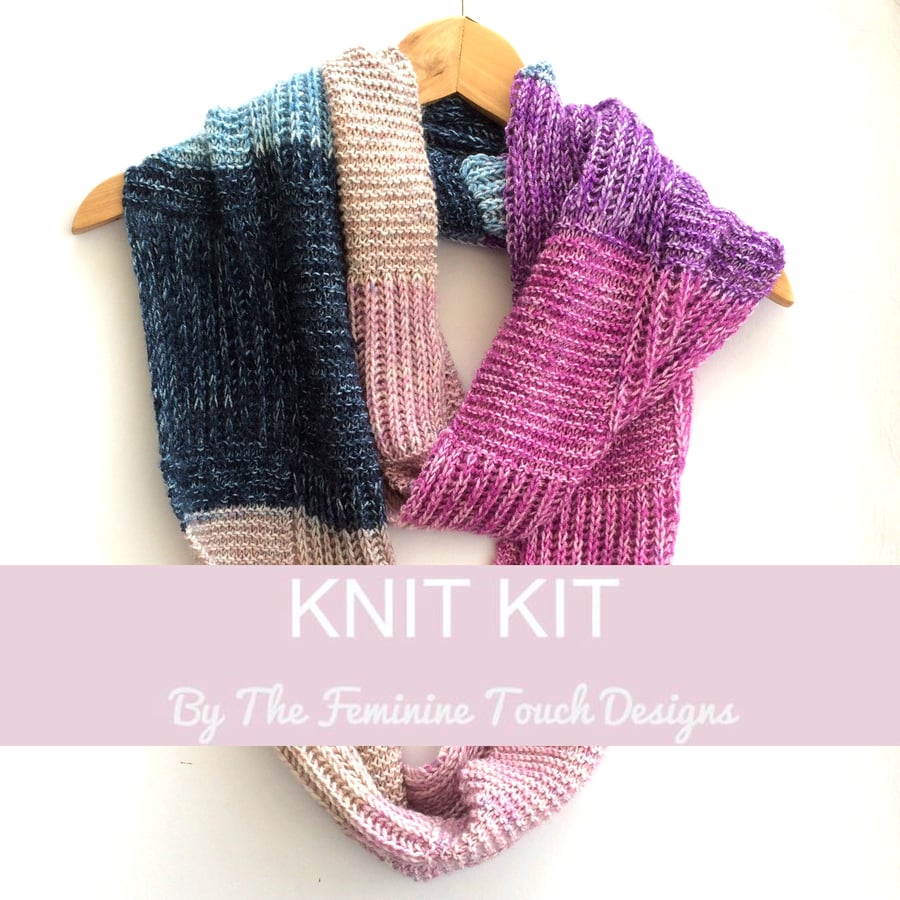 Checkerboard infinity scarf Knitting kit in Poppy Field 