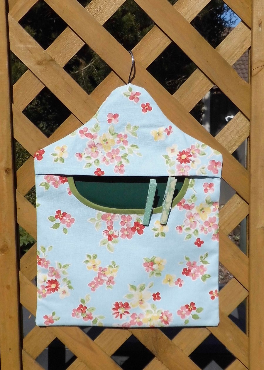 SOLD Peg bag in blue floral cotton fabric clothes pins bag 