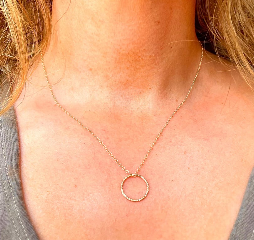 14K Gold Fill Hammered Disc Pendant Necklace 