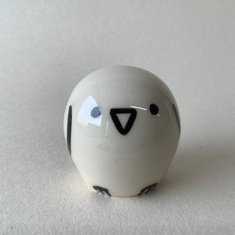 Small Wheel Thrown and Hand-Painted Ceramic Bird (3.5cm x 3.5cm)