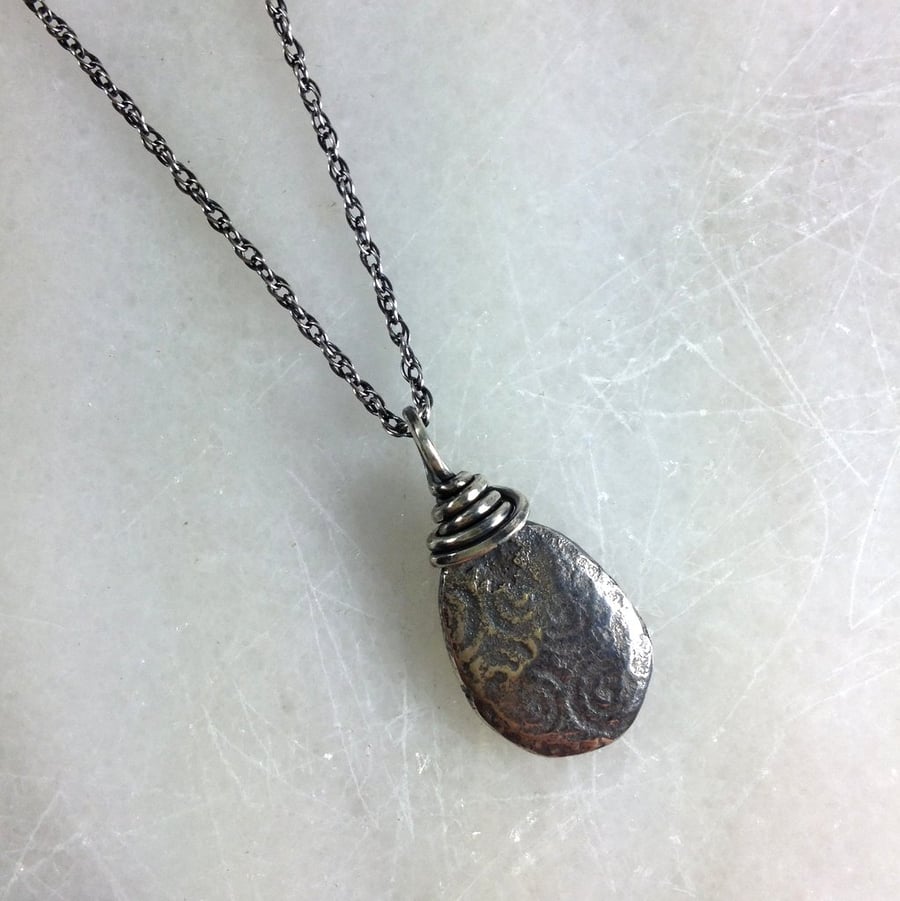 Sterling silver pendant and chain Relic