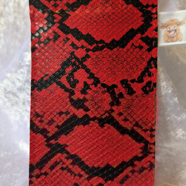 Red snake skin (effect) glasses case