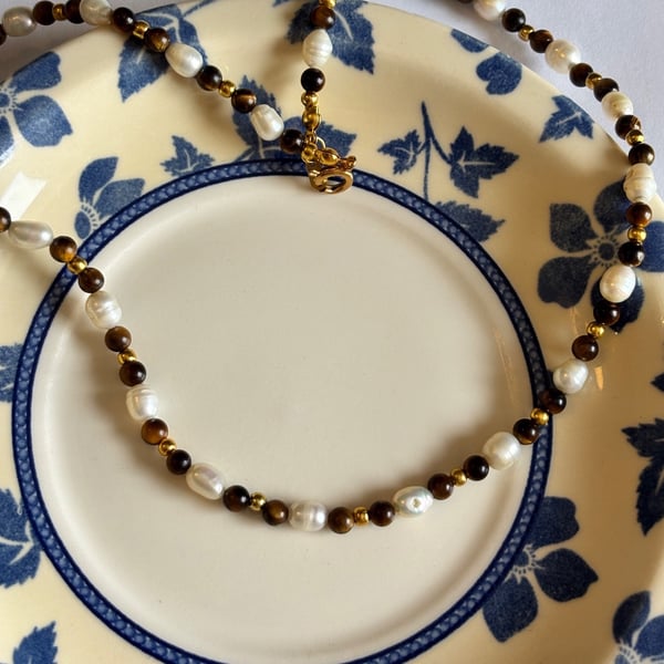 Dainty pearl and tiger's eye necklace 