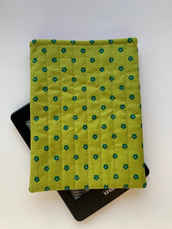 Flowers On A Green Background Quilted Fabric Sleeve For 6” Kindle Paperwhite
