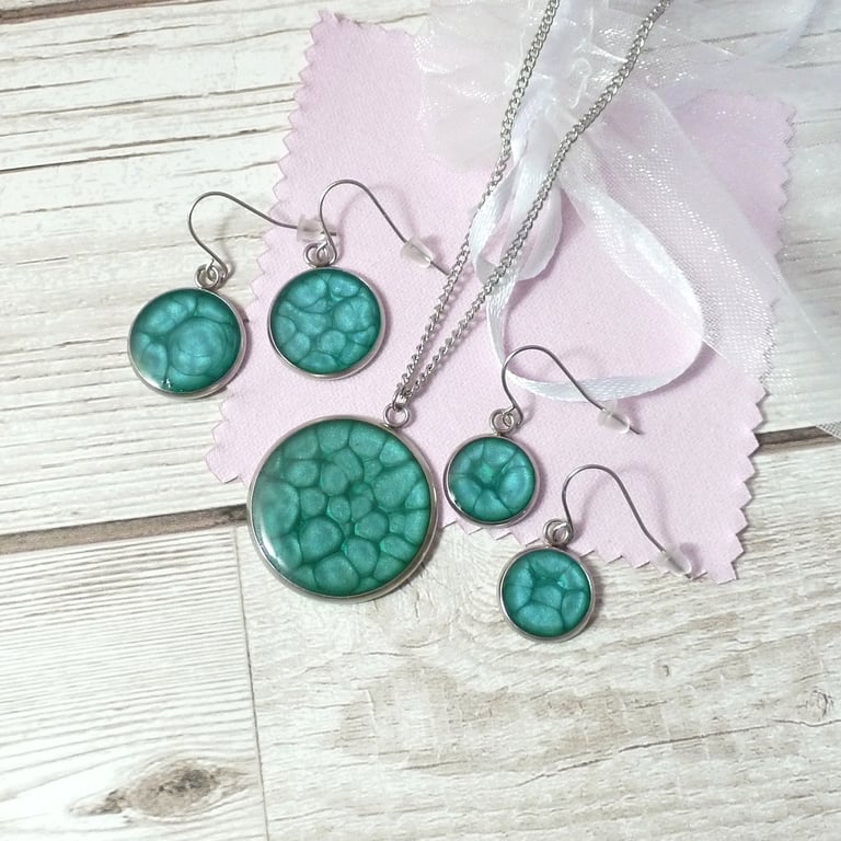 Turquoise Blue enamel and resin pendant and dangle earring set