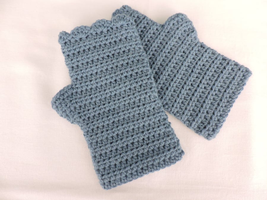 Sale Crochet Fingerless Mitts Alpaca and Acrylic Light Air Force Blue
