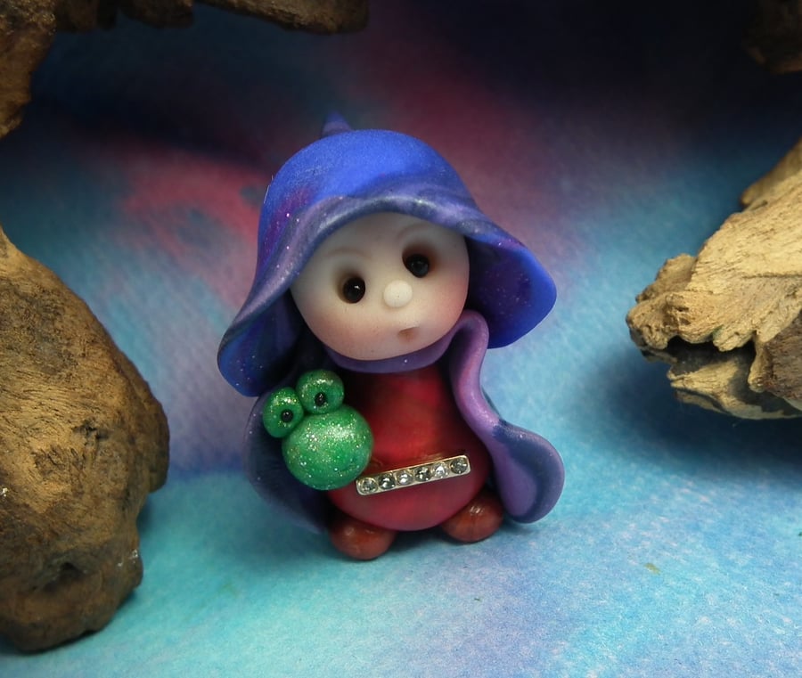 Frog Whisperer Gnome 'Herst' with froglet OOAK Sculpt Ann Galvin