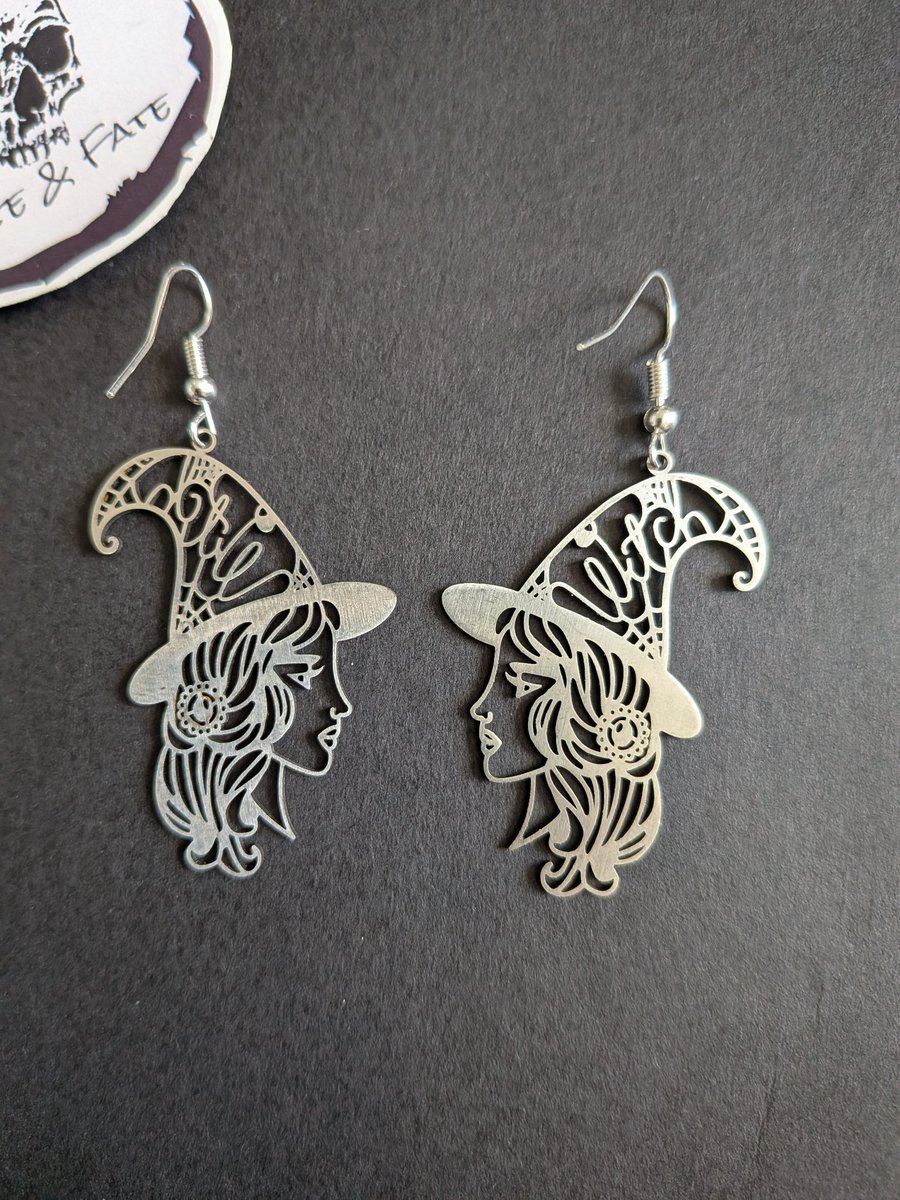 Witch silhouette earrings