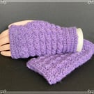 Light purple wrist warmers