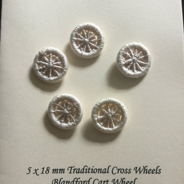 Set of 5, 18 mm, Dorset Cross Wheel Buttons, Ecru, D3