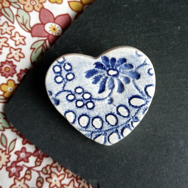 Mini wildflower ceramic brooch