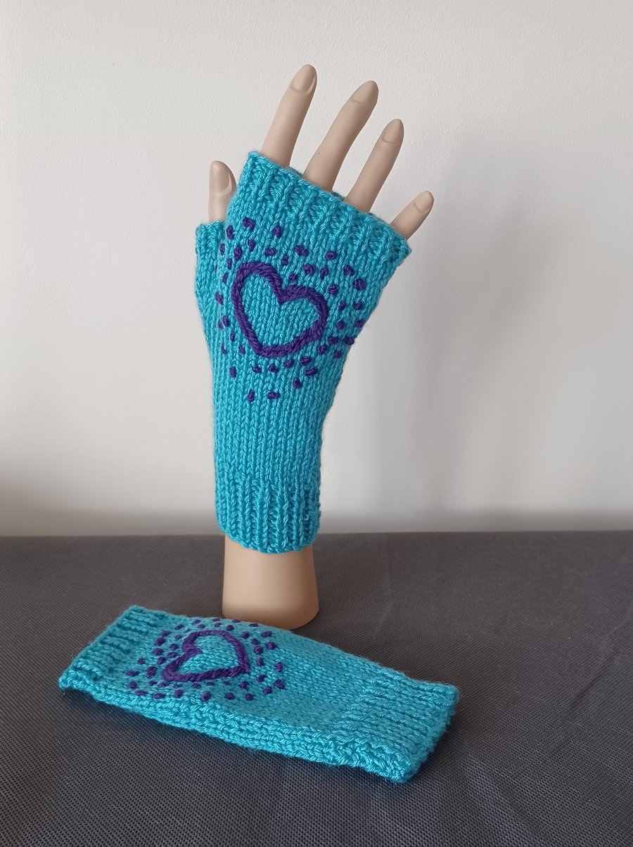 Blue Fingerless Gloves With Embroidered Hearts And Dots Small to Medium (R930)