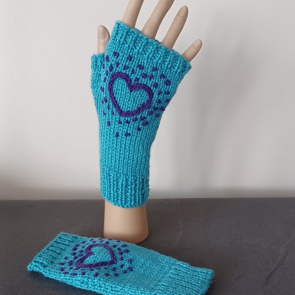 Blue Fingerless Gloves With Embroidered Hearts And Dots Small to Medium (R930)