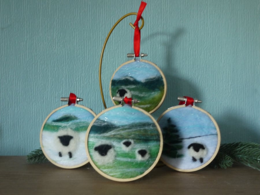 Set of 4 Needle felted embroidery hoop country christmas decorations
