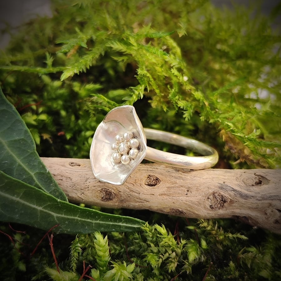 Sterling silver abstract flower ring