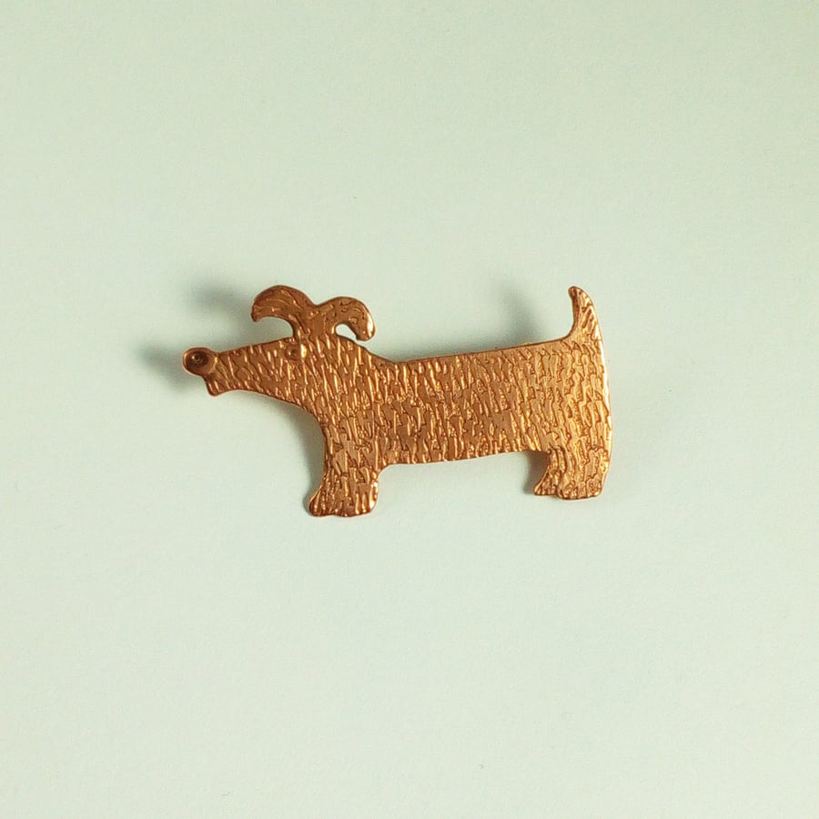 small sausage dog brooch