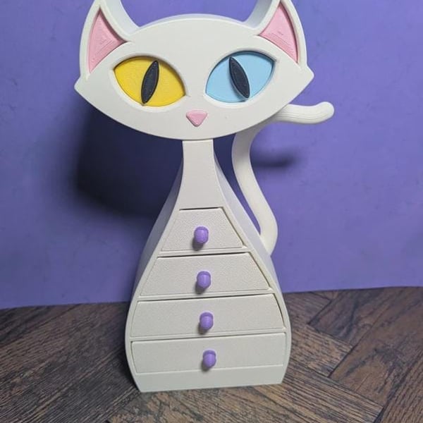 White Cat Drawers Blue & Yellow Heterochromia Eyes