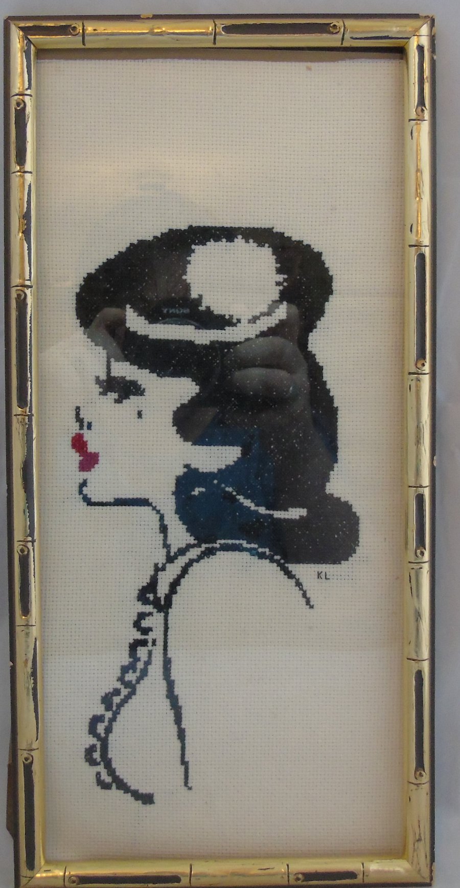  Vintage Glamour Girl - Cross Stitch Art